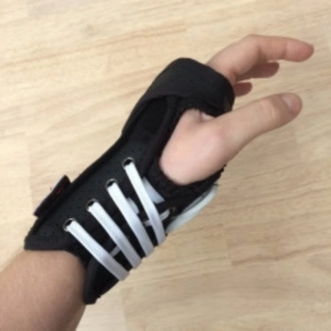 Ennui Allround Wrist Brace - Image 3